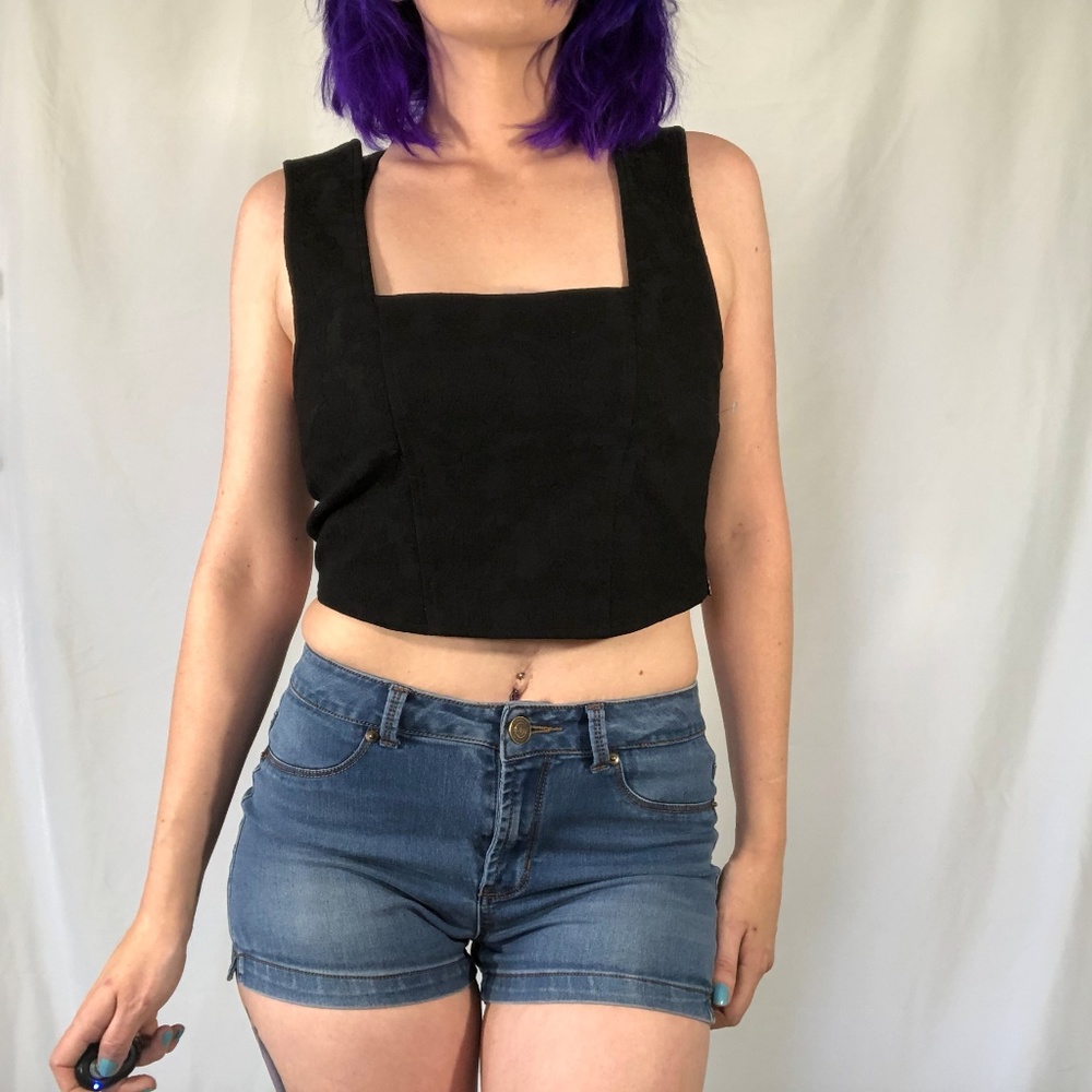 * Pin up Girl * Black summer Crop Top * NEW - Picture 6 of 8